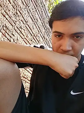 Snapshot of novinho_safado__ chatting on March 2026 06:08:01 PM novinho safado online show from March 2026 06:08:01 PM