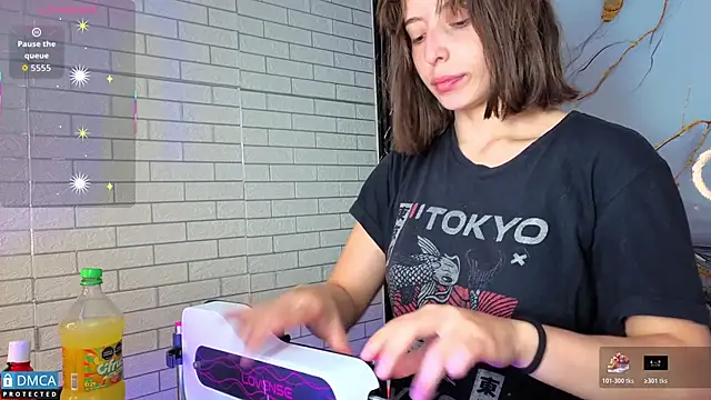 nena cupcake  online show from December 2025 11:09:02 AM