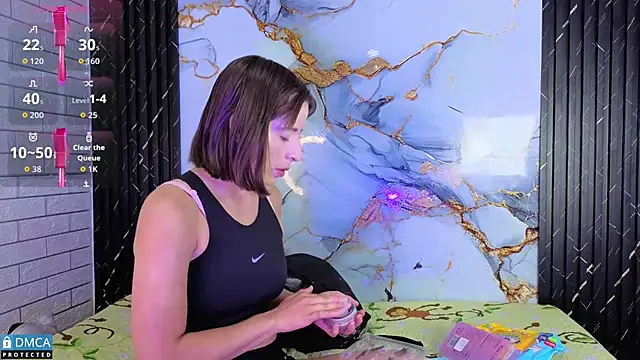 nena cupcake  online show from October 2025 11:09:01 AM