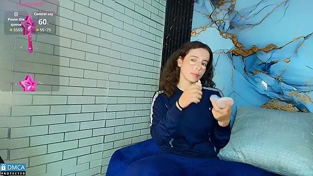 nena cupcake  online show from September 2025 11:22:02 AM