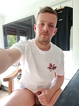 Snapshot of 6incheswannacum chatting on April 2026 01:36:01 PM 6incheswannacum online show from April 2026 01:36:01 PM