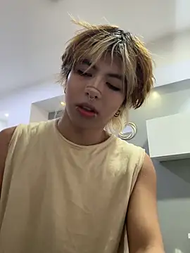 OliIverr22 online show from September 2025 01:17:01 PM