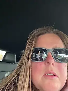 hornykitty1210 online show from October 2025 07:13:02 PM