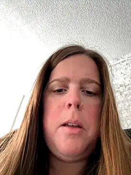 hornykitty1210 online show from November 2025 06:25:01 PM