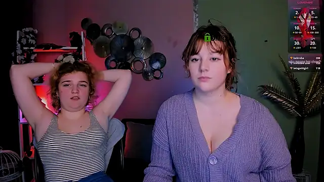 Snapshot of lola_sun12 chatting on December 2025 09:09:02 PM lola sun12 online show from December 2025 09:09:02 PM