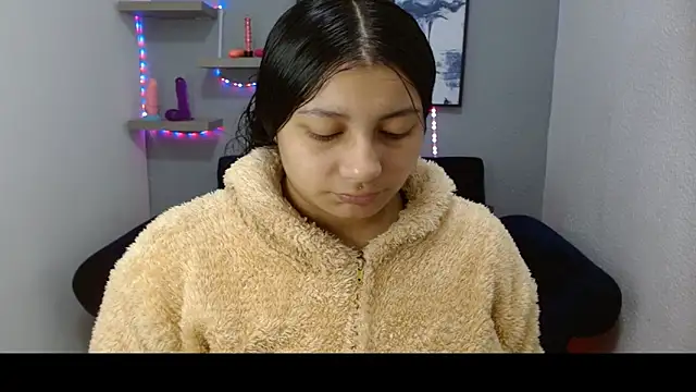 Snapshot of pixiefuckass chatting on November 2025 12:05:02 PM pixiefuckass online show from November 2025 12:05:02 PM