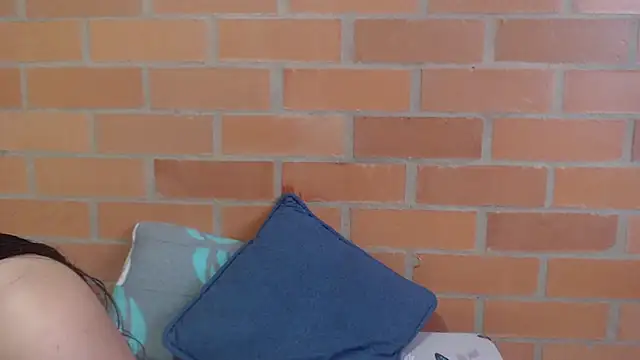 Montserrat Jay online show from May 2026 02:48:02 PM