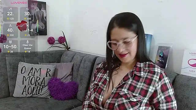 Alana steel 1 online show from April 2026 07:49:01 PM