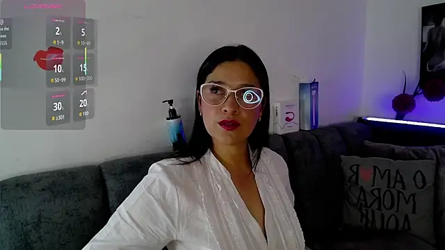 Snapshot of Alana_steel_1 chatting on February 2026 07:36:02 PM Alana steel 1 online show from February 2026 07:36:02 PM