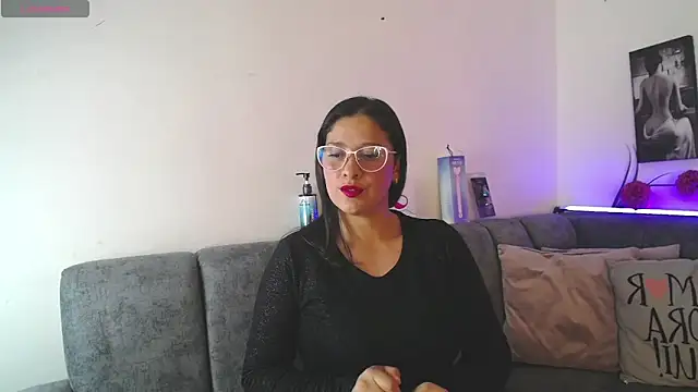 Alana steel 1 online show from March 2026 07:32:02 PM