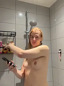 Snapshot of Chloemillerrxx chatting on September 2025 03:25:01 PM Chloemillerrxx online show from September 2025 03:25:01 PM