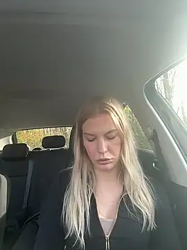 Snapshot of Chloemillerrxx chatting on November 2025 01:26:02 PM Chloemillerrxx online show from November 2025 01:26:02 PM