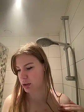 Chloemillerrxx online show from January 2026 03:15:02 PM