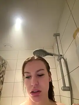 Chloemillerrxx online show from November 2025 12:38:02 PM