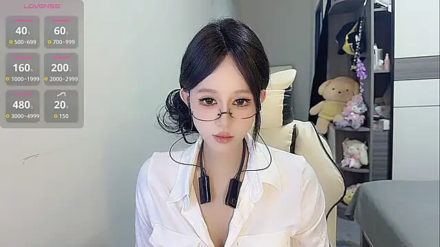 coco coco cc online show from September 2025 12:33:02 AM
