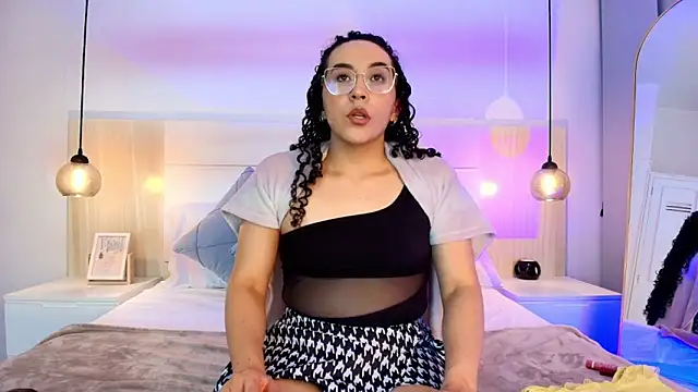 alehia cute online show from November 2025 11:19:02 PM