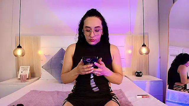 alehia cute online show from September 2025 10:05:01 PM