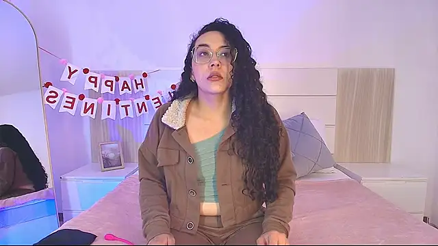 alehia cute online show from February 2026 10:07:01 PM