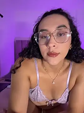 alehia cute online show from May 2026 10:09:02 PM