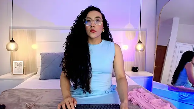 alehia cute online show from November 2025 01:53:01 AM