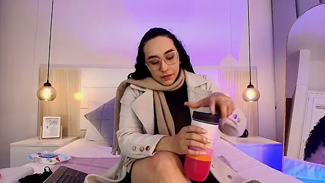 alehia cute online show from October 2025 10:43:02 PM