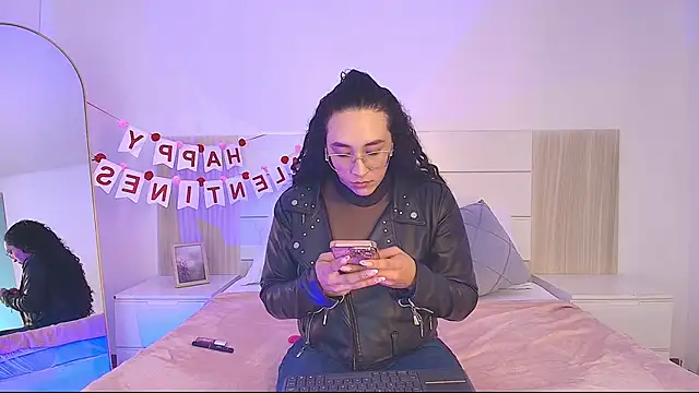 alehia cute online show from February 2026 09:23:01 PM