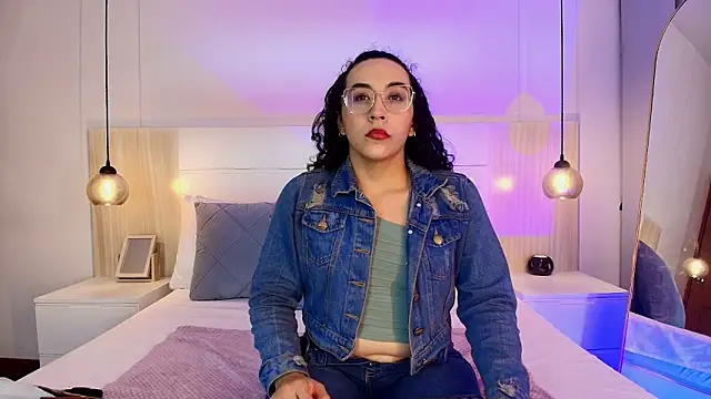 alehia cute online show from October 2025 12:34:02 AM