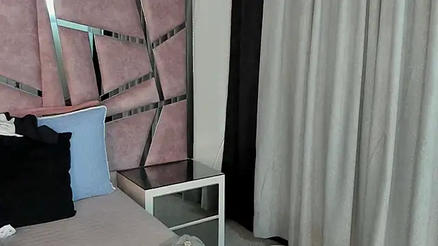 HaileyDuke online show from October 2025 11:42:01 AM