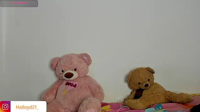 HaileyDuke online show from March 2026 10:36:01 PM