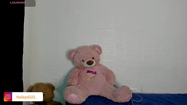 HaileyDuke online show from June 2026 01:27:02 AM