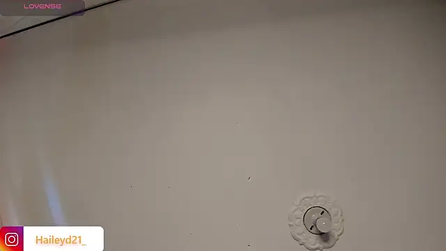 HaileyDuke online show from March 2026 03:35:01 PM