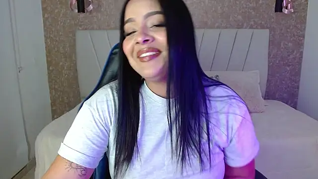 Amaranta carey online show from November 2025 11:27:01 PM