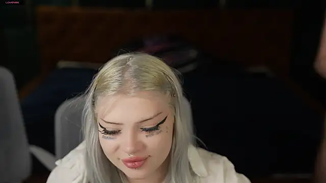 Naomi 054 online show from November 2025 03:33:01 PM