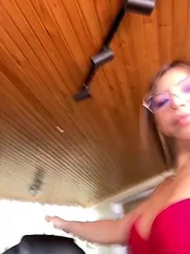 Maddy Piink online show from February 2026 06:21:01 PM
