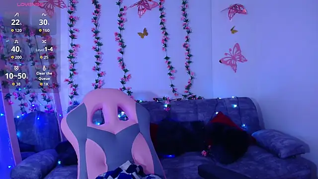 Snapshot of Danagh_ chatting on February 2026 03:37:01 AM Danagh online show from February 2026 03:37:01 AM