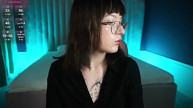 Pixie Peachh online show from October 2025 01:55:01 PM