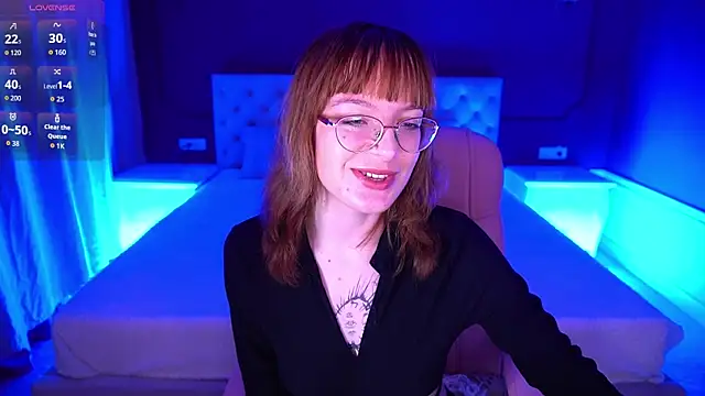 Snapshot of Pixie_Peachh chatting on November 2025 02:06:02 PM Pixie Peachh online show from November 2025 02:06:02 PM