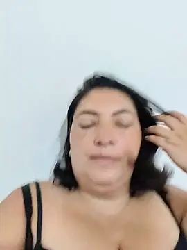 lina maria99 online show from October 2025 10:36:01 AM