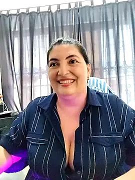 lina maria99 online show from November 2025 08:34:01 PM