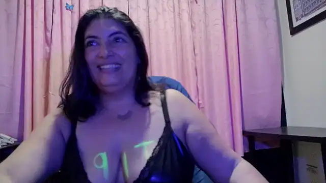 lina maria99 online show from April 2026 01:51:01 AM