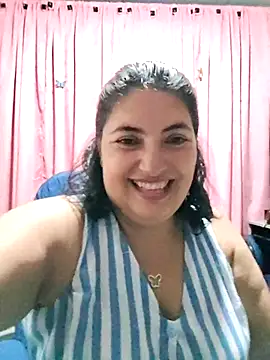 lina maria99 online show from December 2025 11:42:01 PM