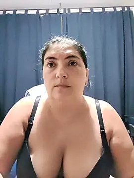 lina maria99 online show from November 2025 08:28:01 AM