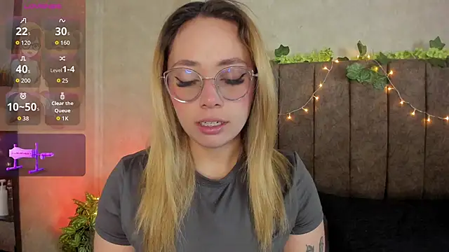 LanaMills  online show from March 2026 04:53:01 AM