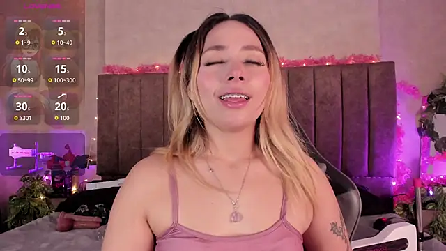 LanaMills  online show from June 2026 03:48:02 AM