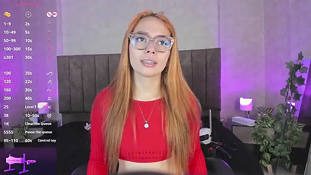 LanaMills  online show from October 2025 03:54:02 AM