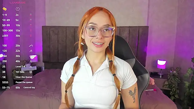 LanaMills  online show from September 2025 04:59:01 AM