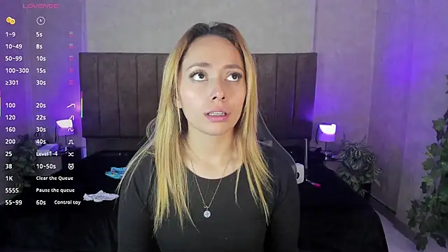 LanaMills  online show from December 2025 03:50:02 AM