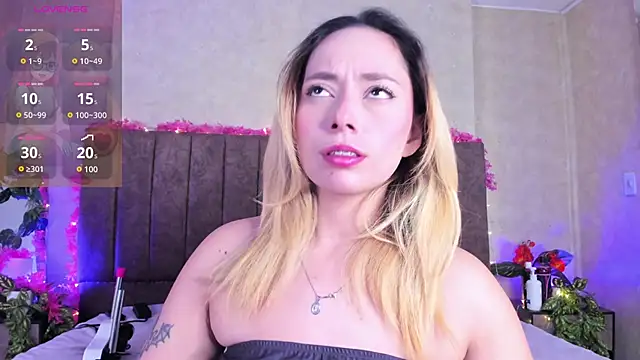 LanaMills  online show from June 2026 04:34:02 AM