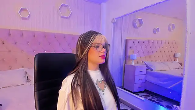 AphroditeSweet online show from November 2025 09:08:02 PM