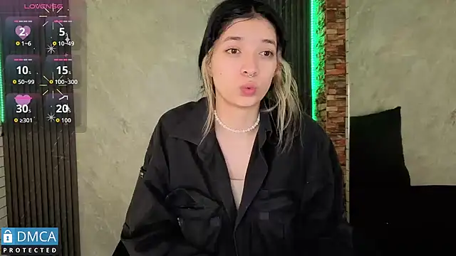 stepha   online show from December 2025 10:59:01 AM